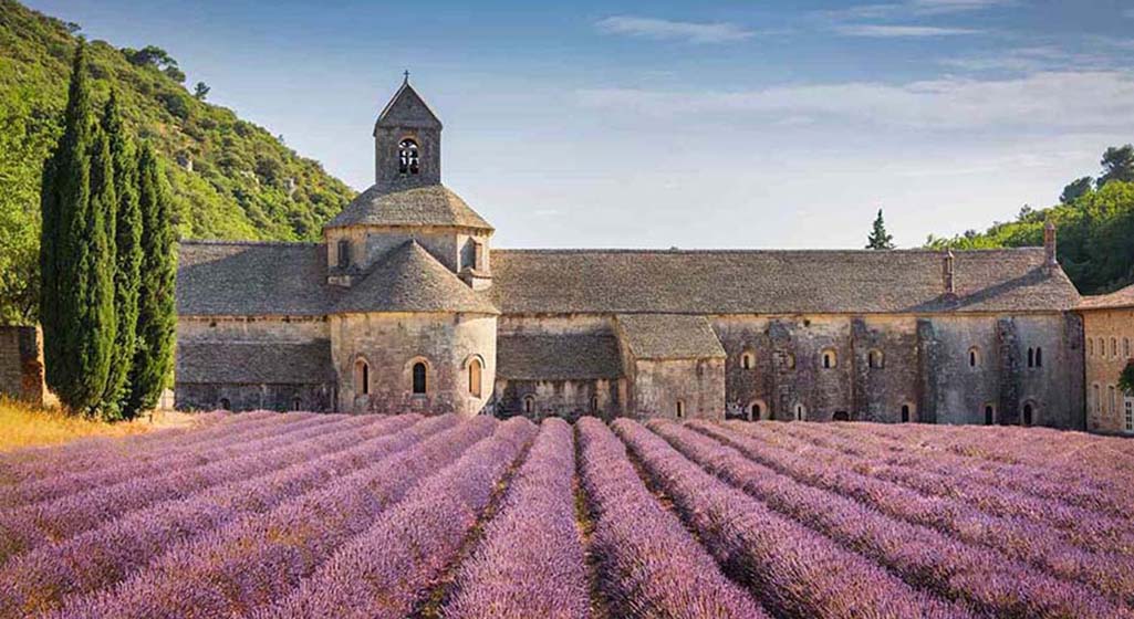 A comprehensive overview of the top destinations in the South of France and what makes them perfect for a summer getaway.