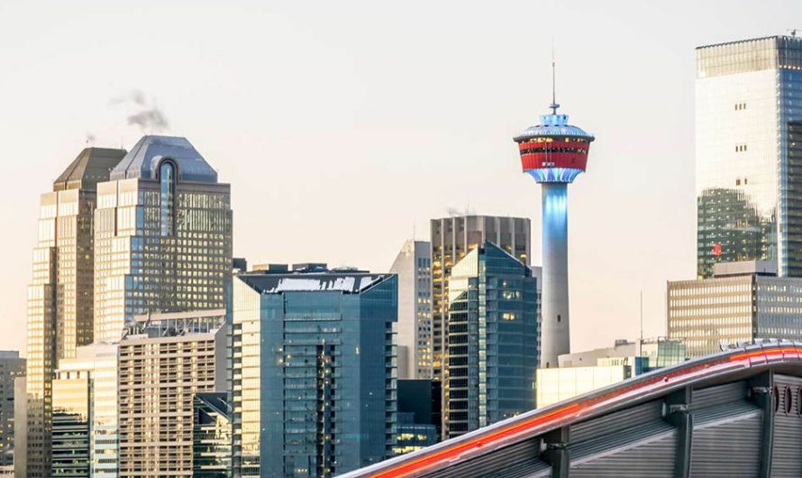 Urban Wandering Beneath the Rockies: A 3-Day Deep Travel Guide to Calgary